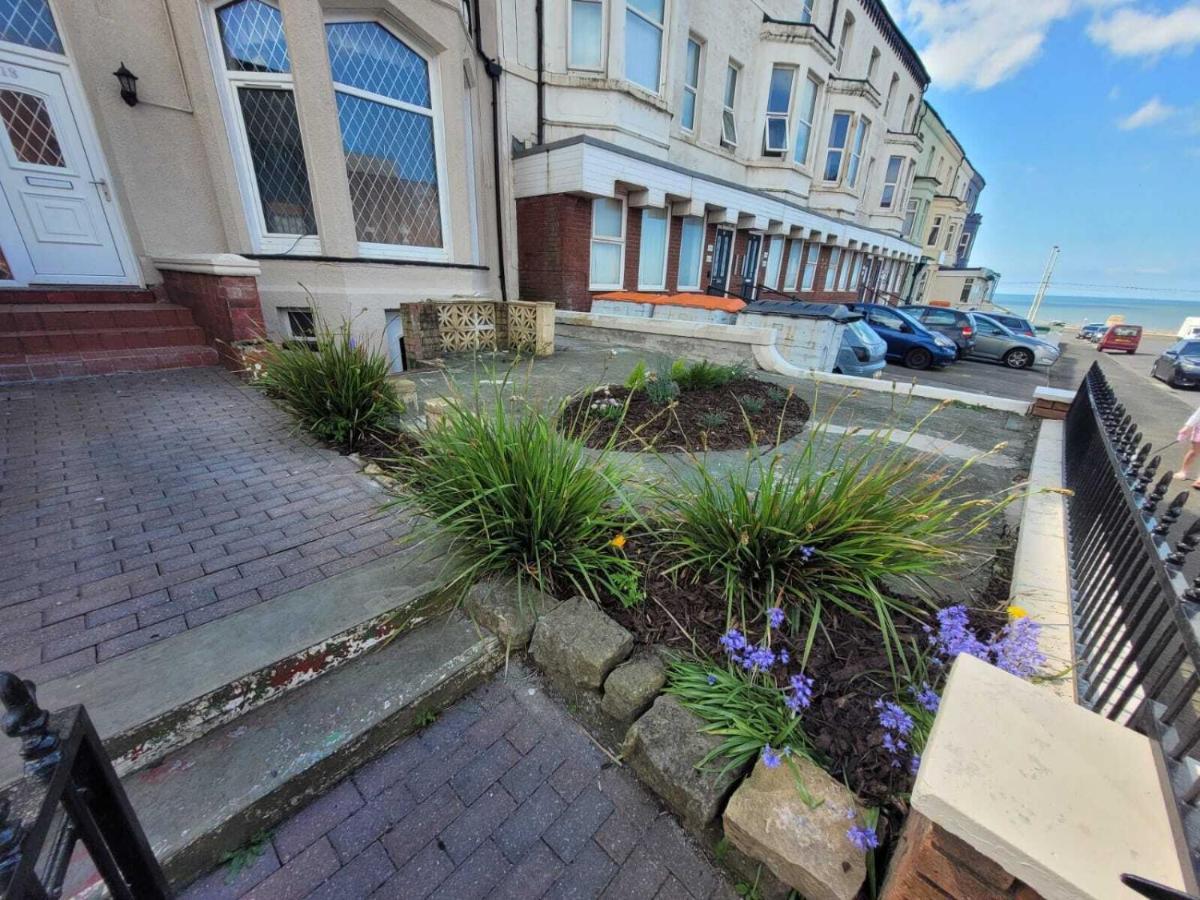 Blackpool Abode - Beach Garden Apartment Exterior foto